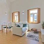 Rent 1 bedroom apartment of 77 m² in Porto