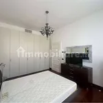 Rent 5 bedroom apartment of 160 m² in Modena