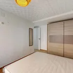 Rent a room of 125 m² in Valencia