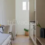 Rent 1 bedroom apartment of 60 m² in Milano