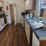 Rent 8 bedroom house in Leeds