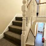 Rent 4 bedroom flat in Wales