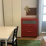 Rent a room in lisbon