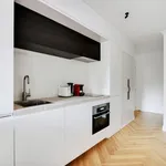 Rent 1 bedroom apartment of 30 m² in Paris