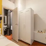 Rent a room of 95 m² in barcelona