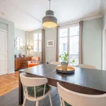 Rent 1 bedroom apartment of 52 m² in Paris