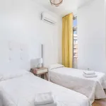 Rent 3 bedroom apartment in valencia