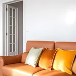 Rent 2 bedroom apartment of 90 m² in lisbon