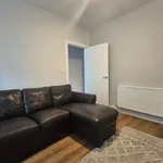 Rent 3 bedroom house in Wales