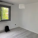 Appartement de 94 m² avec 5 chambre(s) en location à CORBAS