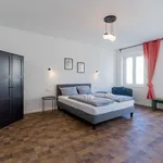 Miete 1 Schlafzimmer wohnung von 775 m² in Berlin