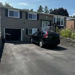 Rent 3 bedroom house in Brampton (Brampton South)