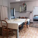 Maison de 206 m² avec 4 chambre(s) en location à Saint-Andiol