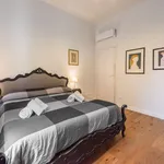 Rent 1 bedroom apartment of 65 m² in Florence