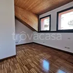 Affitto 4 camera appartamento di 95 m² in Torino