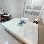 Alquilar 4 dormitorio apartamento en Valencia