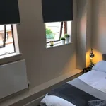 Rent 3 bedroom flat in Exeter