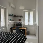 Rent 2 bedroom apartment of 65 m² in Naples