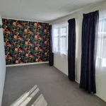 Rent 2 bedroom apartment in Wellington