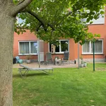 ruim landelijk gelegen gelijkvloers appartement met tuin