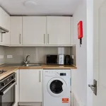 Rent 1 bedroom flat of 390 m² in London