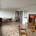 Appartement de 125 m² avec 3 chambre(s) en location à APPARTEMENT