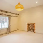 Rent 4 bedroom apartment in Basingstoke and Deane