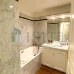 Rent 3 bedroom apartment of 122 m² in Paris