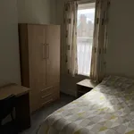 Rent 3 bedroom house in Hull