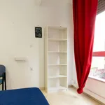 Rent 6 bedroom apartment in Granada