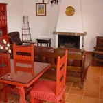 Rent 3 bedroom house of 200 m² in Almeria']