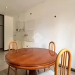 Rent 3 bedroom apartment of 94 m² in Milano