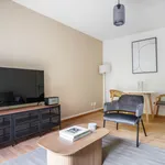 Rent 1 bedroom apartment of 560 m² in Zurich