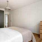 Miete 2 Schlafzimmer wohnung von 74 m² in Zürich