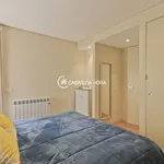 Rent 3 bedroom apartment of 99 m² in Porto