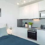 Rent 1 bedroom apartment of 25 m² in Berlin