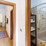 Rent 1 bedroom apartment of 70 m² in Florence