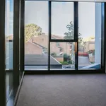 Rent 2 bedroom apartment in Canberra