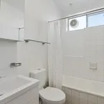 Rent 1 bedroom apartment in Thornbury