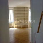 Rent 3 bedroom apartment of 110 m² in Milano