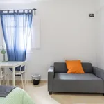 Rent 4 bedroom apartment in Valencia