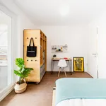 Miete 4 Schlafzimmer wohnung von 11 m² in Berlin