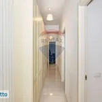 Affitto 4 camera appartamento di 118 m² in Catania