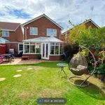 Rent 4 bedroom house in Welwyn Hatfield