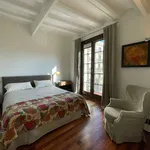 Rent 4 bedroom apartment of 90 m² in Barcelona