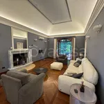 Rent 7 bedroom house of 373 m² in Narni