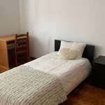 Rent a room in porto