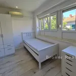 Rent 2 bedroom apartment of 70 m² in Split