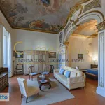 Rent 6 bedroom apartment of 300 m² in Florence