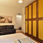 Rent a room of 130 m² in Roma